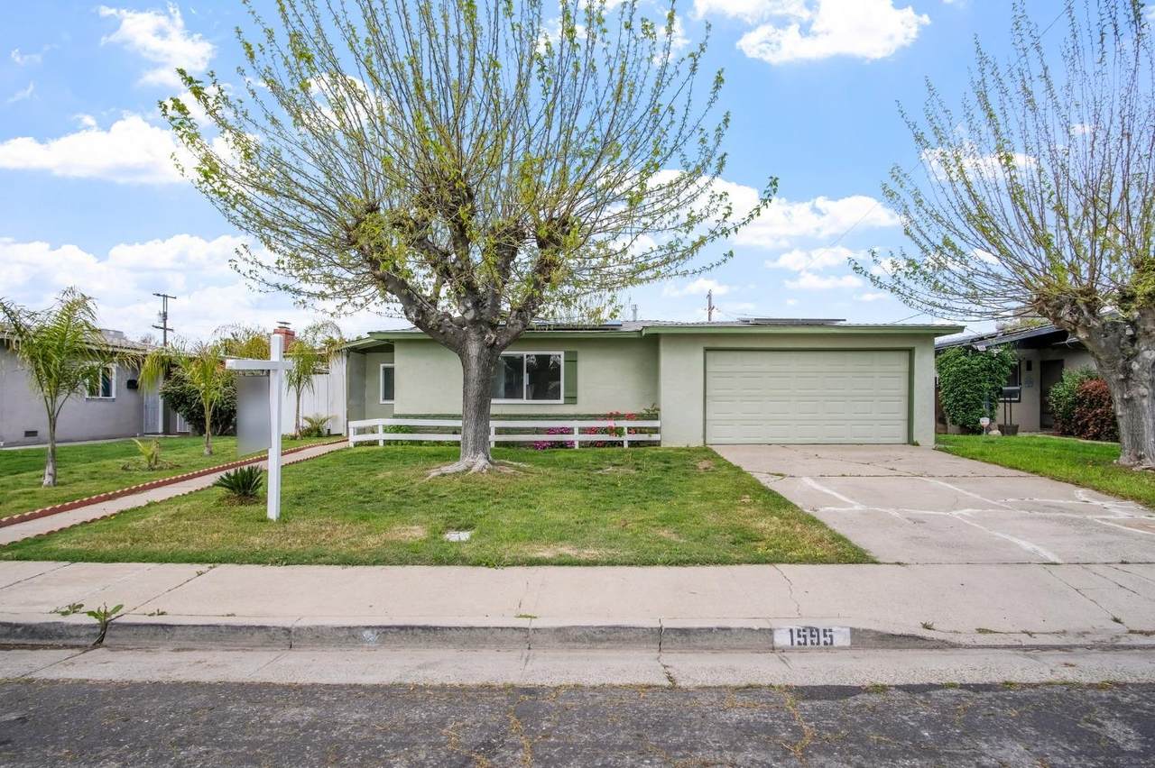 1595 Primrose Avenue - Photo 1