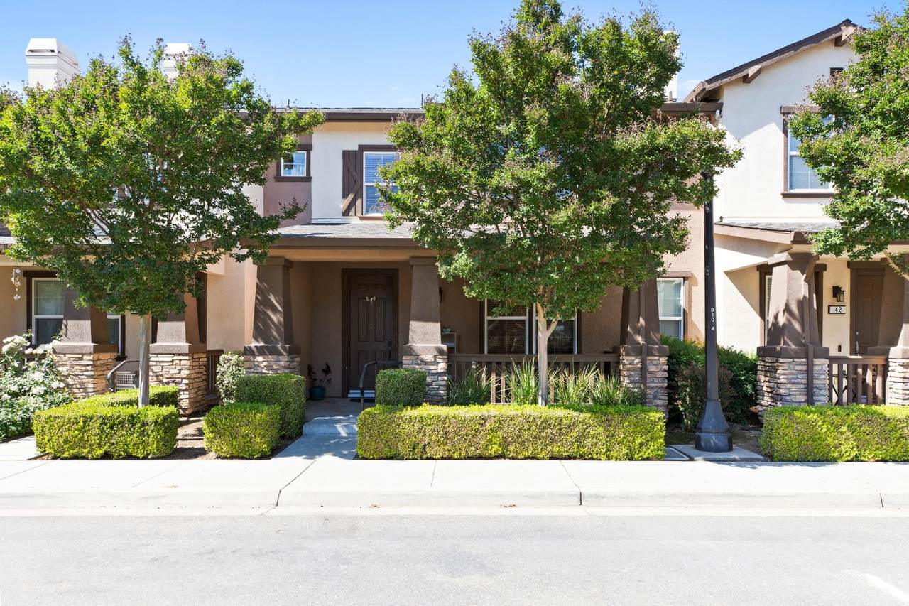 980 Silver Spur Circle - Photo 1