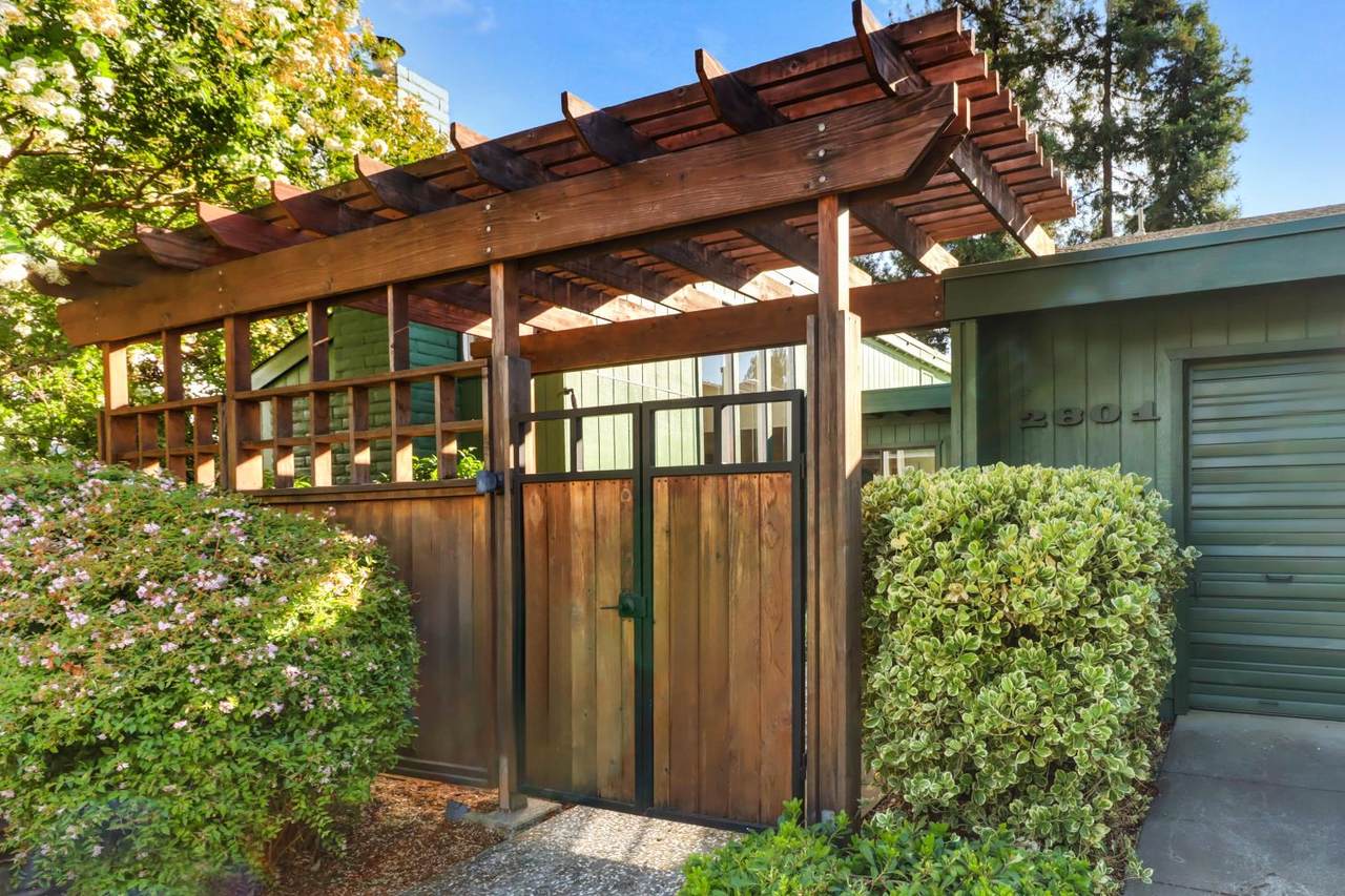 2801 Catalina Drive - Photo 1