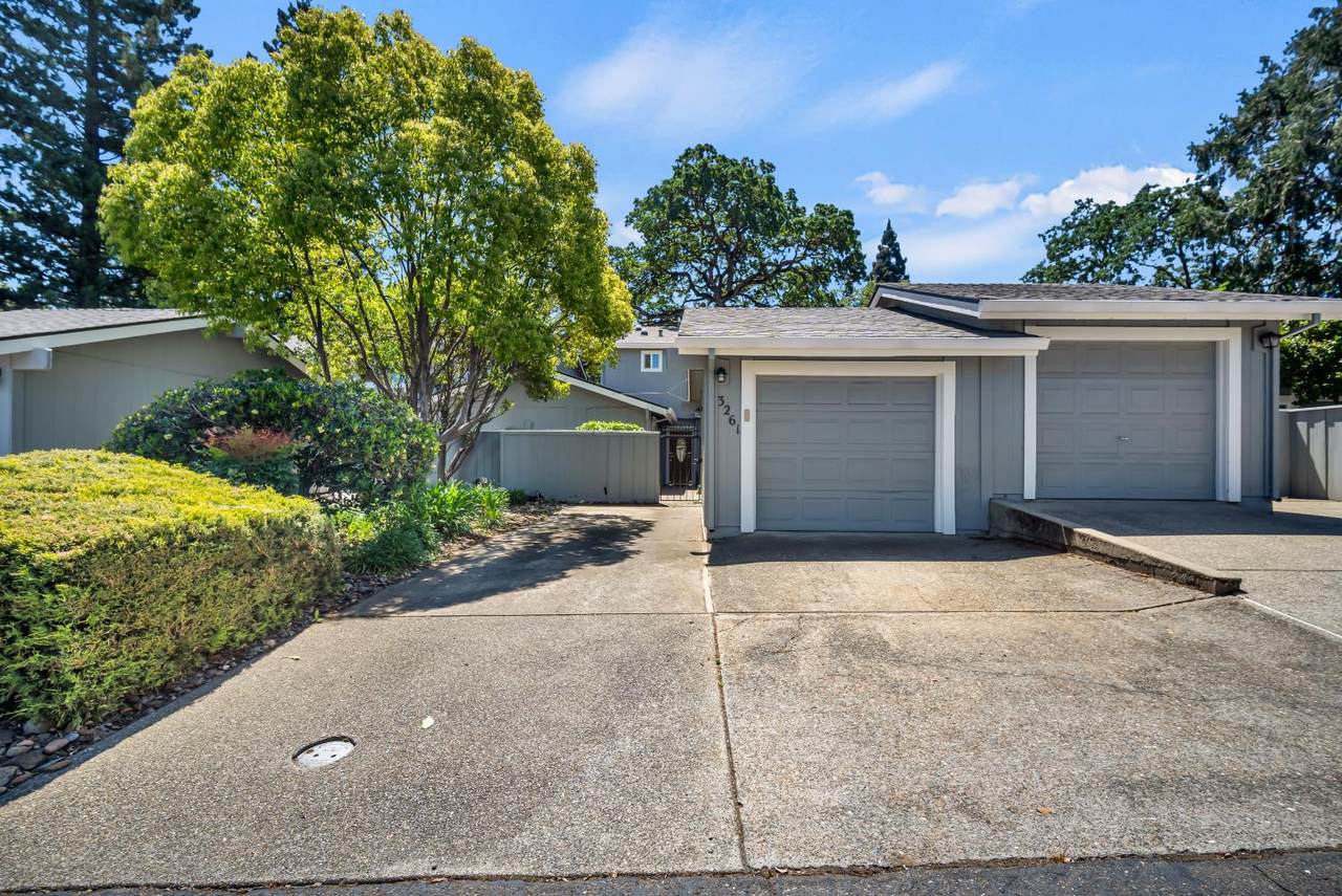 3261 Amethyst Drive - Photo 1