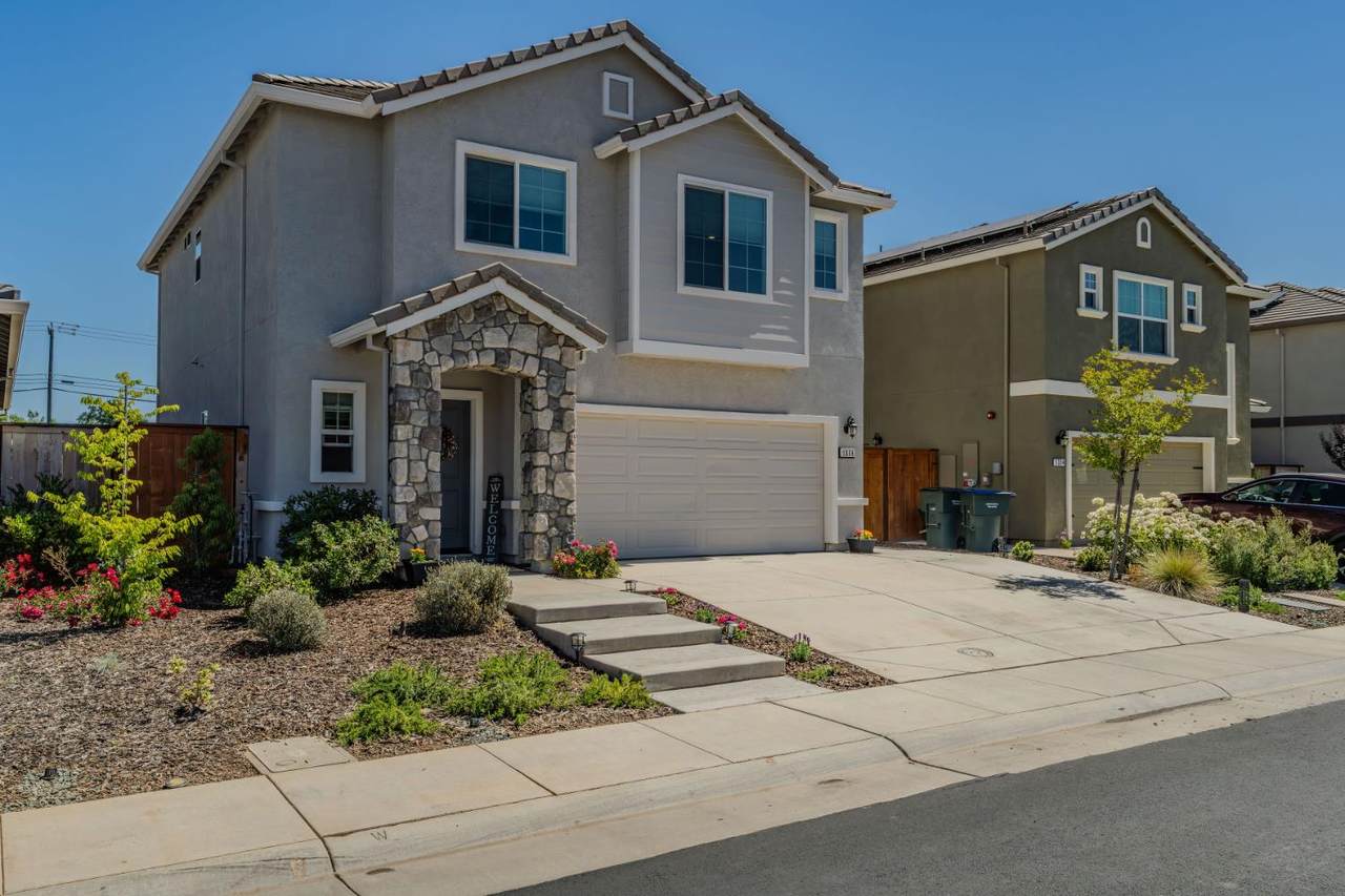 1336 River Run Circle - Photo 1