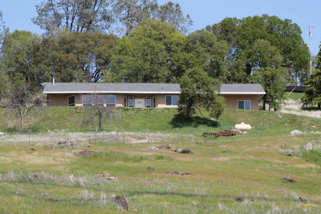 4645 Luneman Road - Photo 1