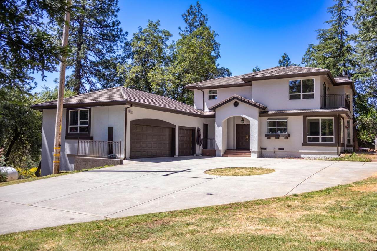 15954 Gary Way - Photo 1