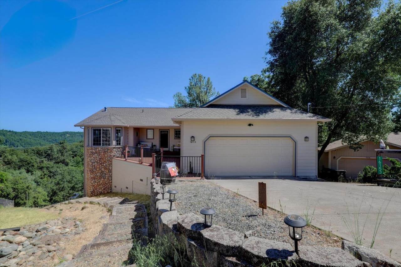16153 Janet Way - Photo 1