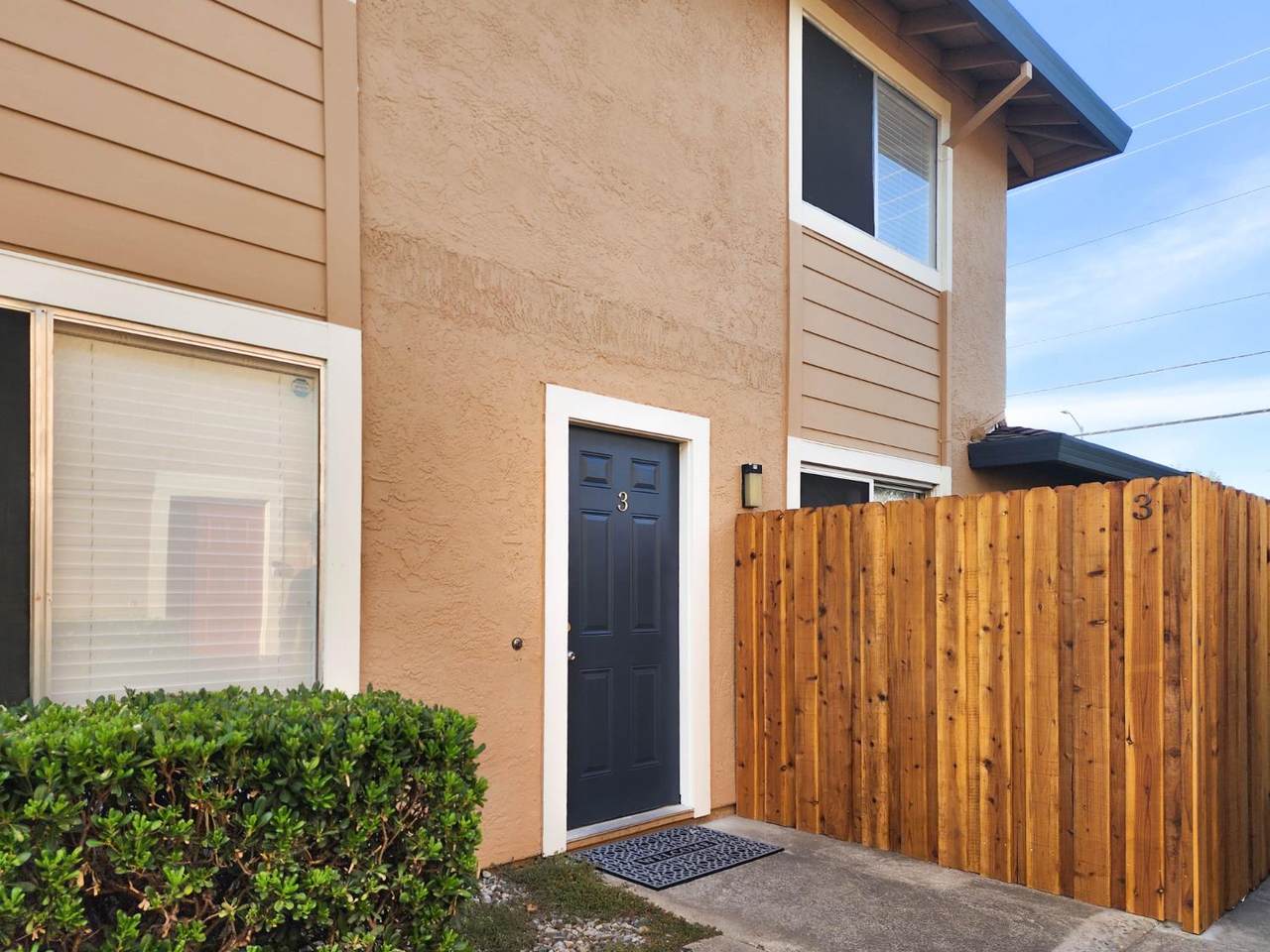 5245 Manzanita Avenue - Photo 1