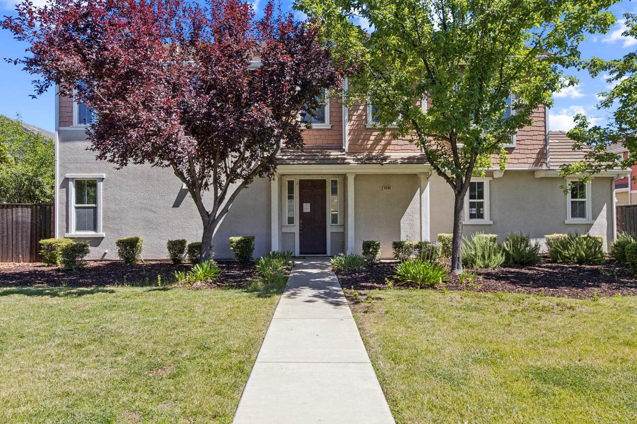 9390 Vintner - Photo 1
