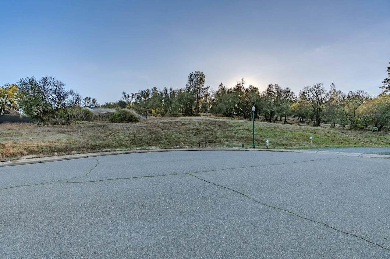 581 Scottsville Boulevard - Photo 1