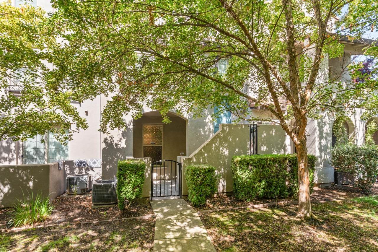 5301 Commerce Way - Photo 1