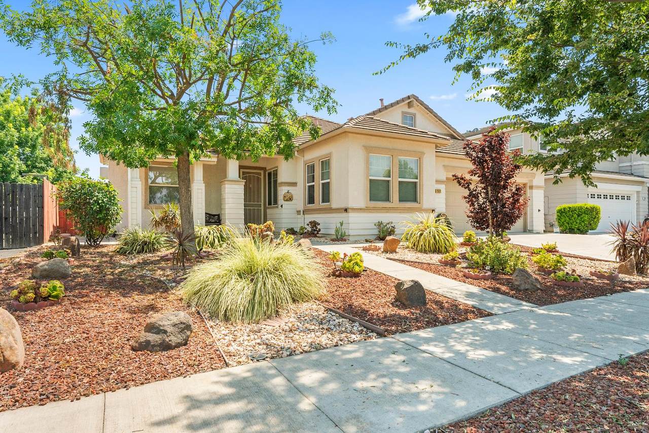 https://bt-photos.global.ssl.fastly.net/sacramento/1280_boomver_1_560891781-2.jpg