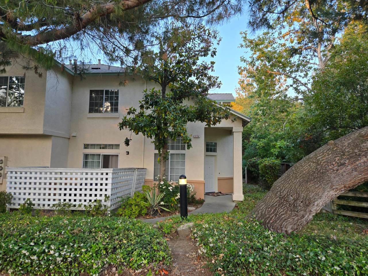 1174 Greene Terrace - Photo 1