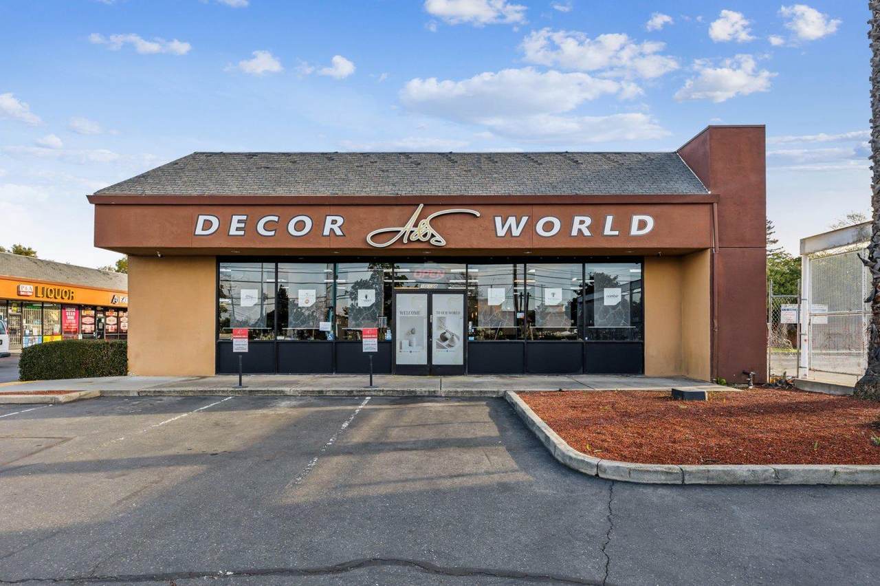 10138 Coloma Rd - Photo 1