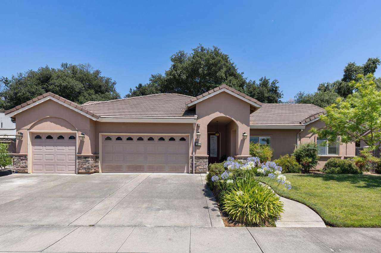 935 Tradepost Trail - Photo 1