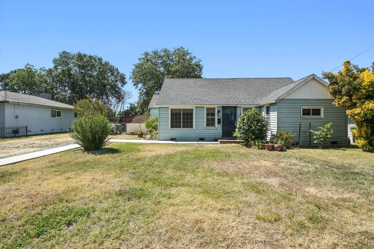 714 Simon Street - Photo 1