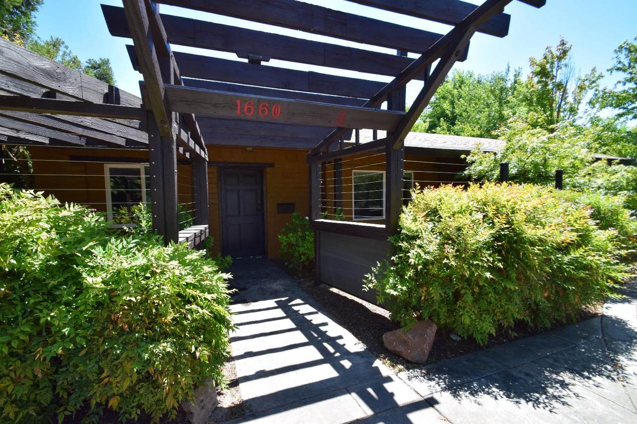 1660 La Playa - Photo 1