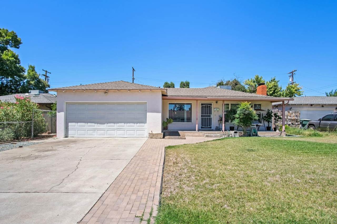 1725 Bronson Avenue - Photo 1