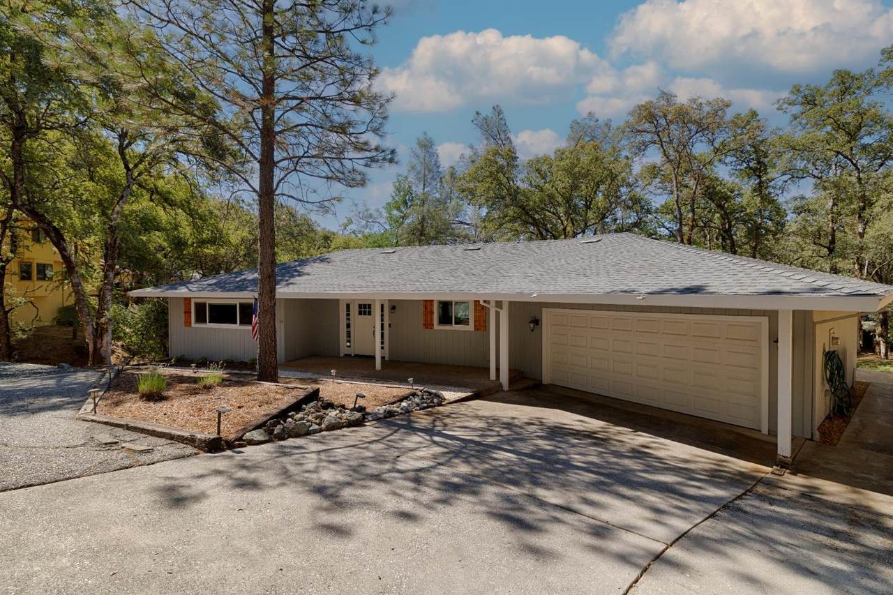 11892 Warbler Way - Photo 1