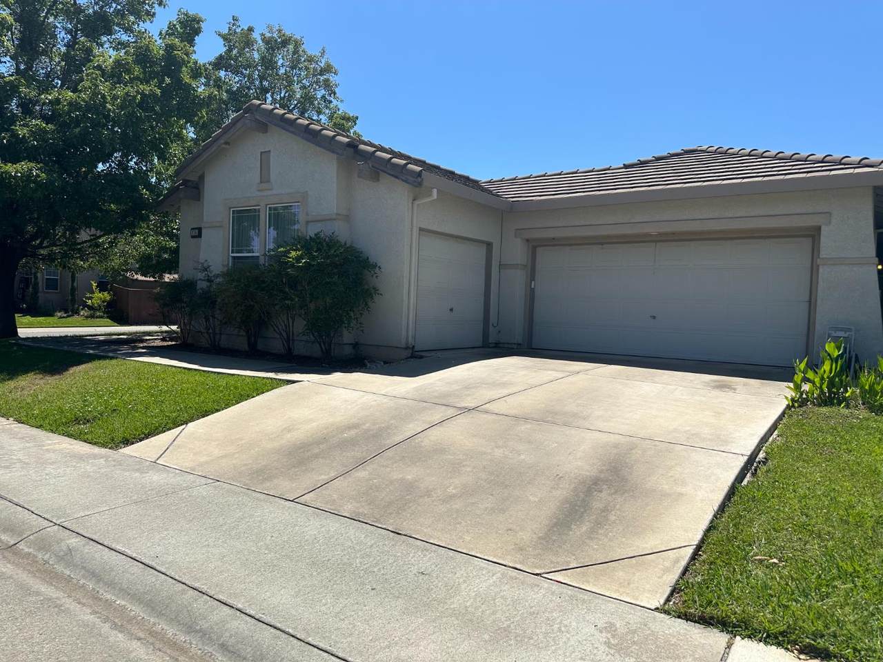 9760 Roedell Way - Photo 1