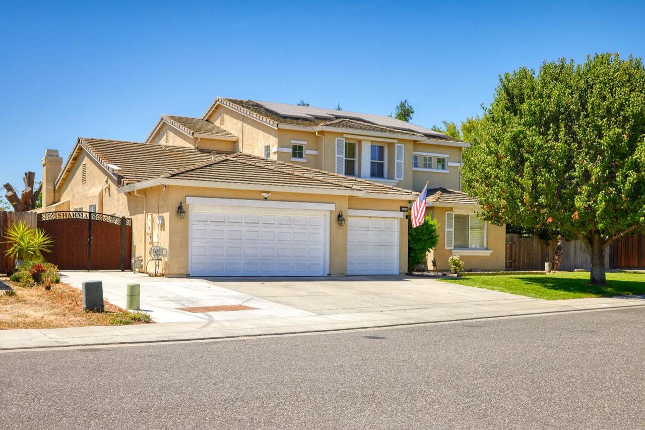 2492 Gibralter Drive - Photo 1