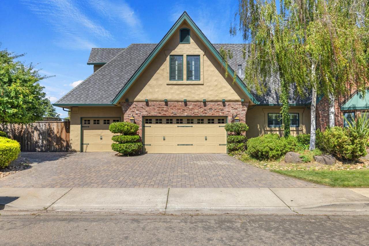 2410 Brittany Court - Photo 1