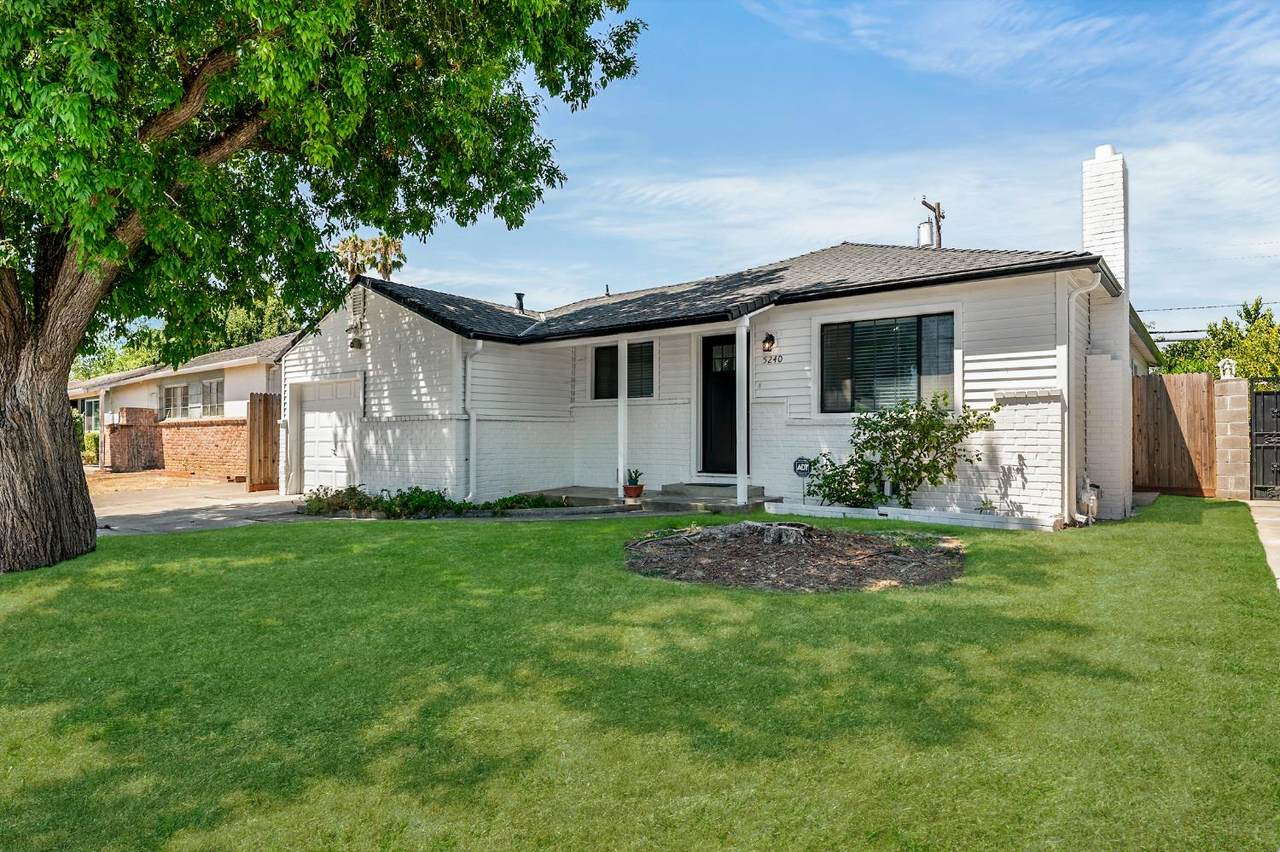 5240 Emerson Road - Photo 1