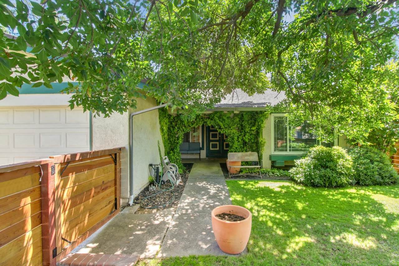 https://bt-photos.global.ssl.fastly.net/sacramento/1280_boomver_1_560899853-2.jpg