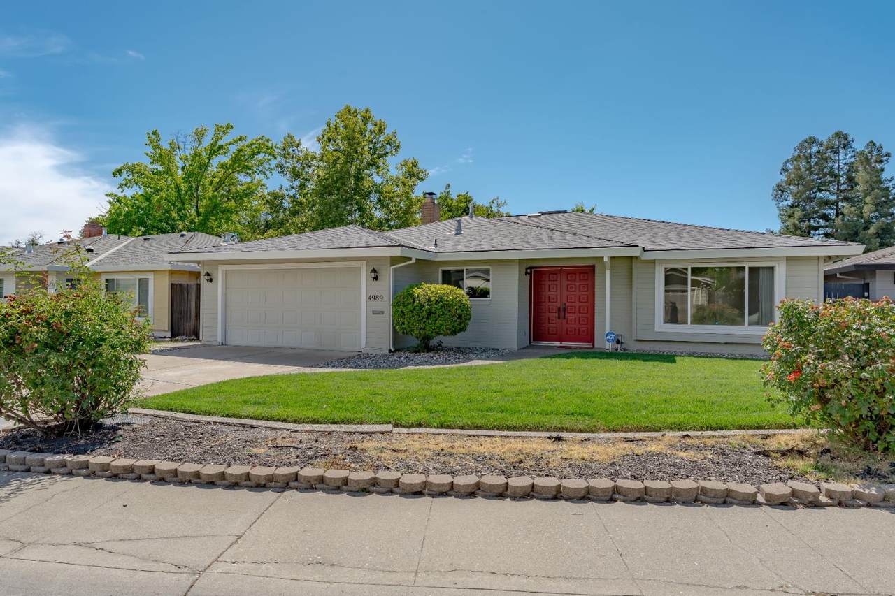 4989 Creek View Way - Photo 1