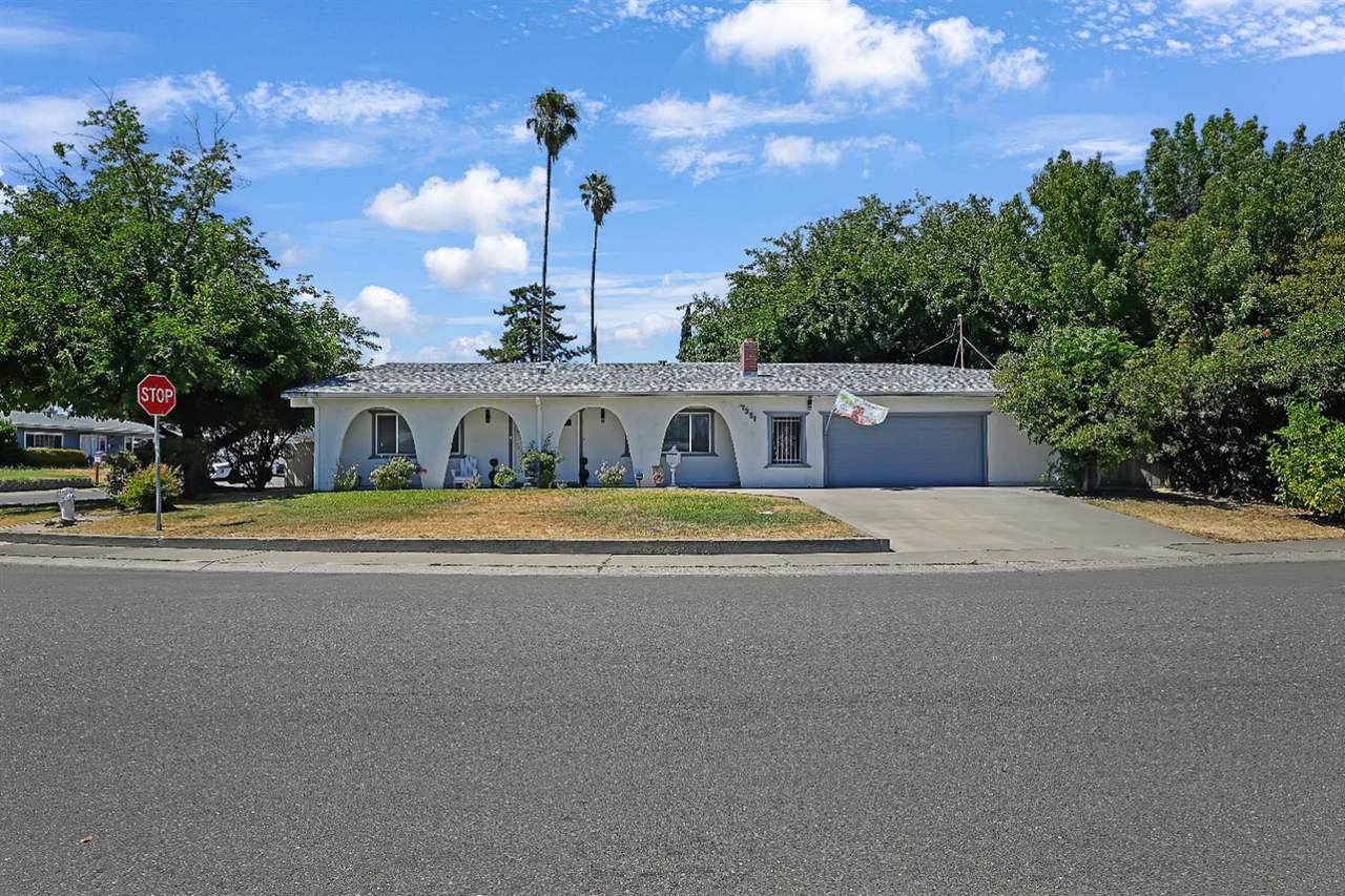 7351 Sandalwood Drive - Photo 1
