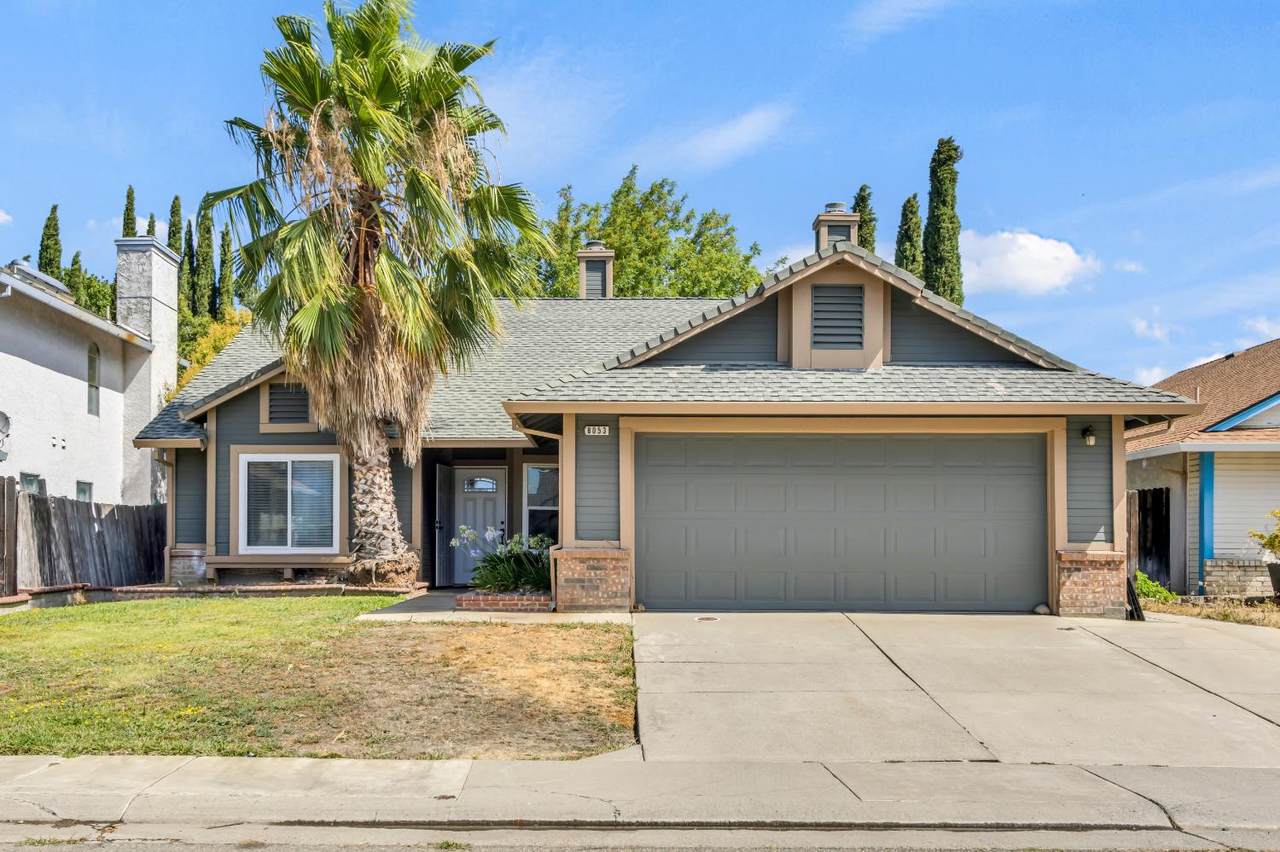 8053 Northern Oak Circle - Photo 1