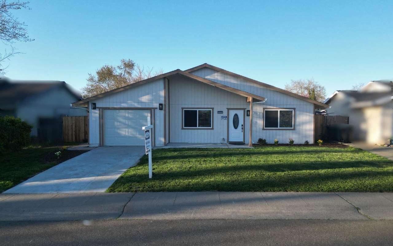 2525 Rhine Way - Photo 1