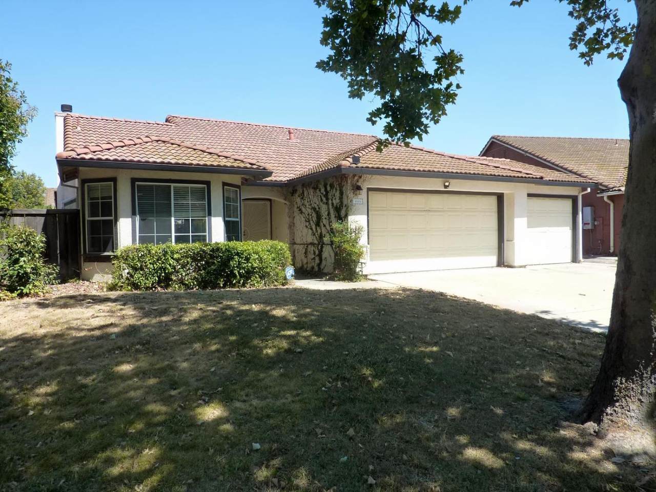10014 River Bluff Lane - Photo 1