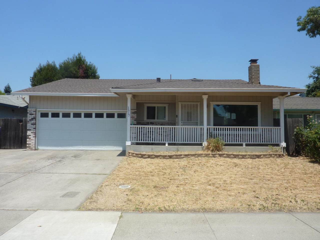 1517 Christina Avenue - Photo 1