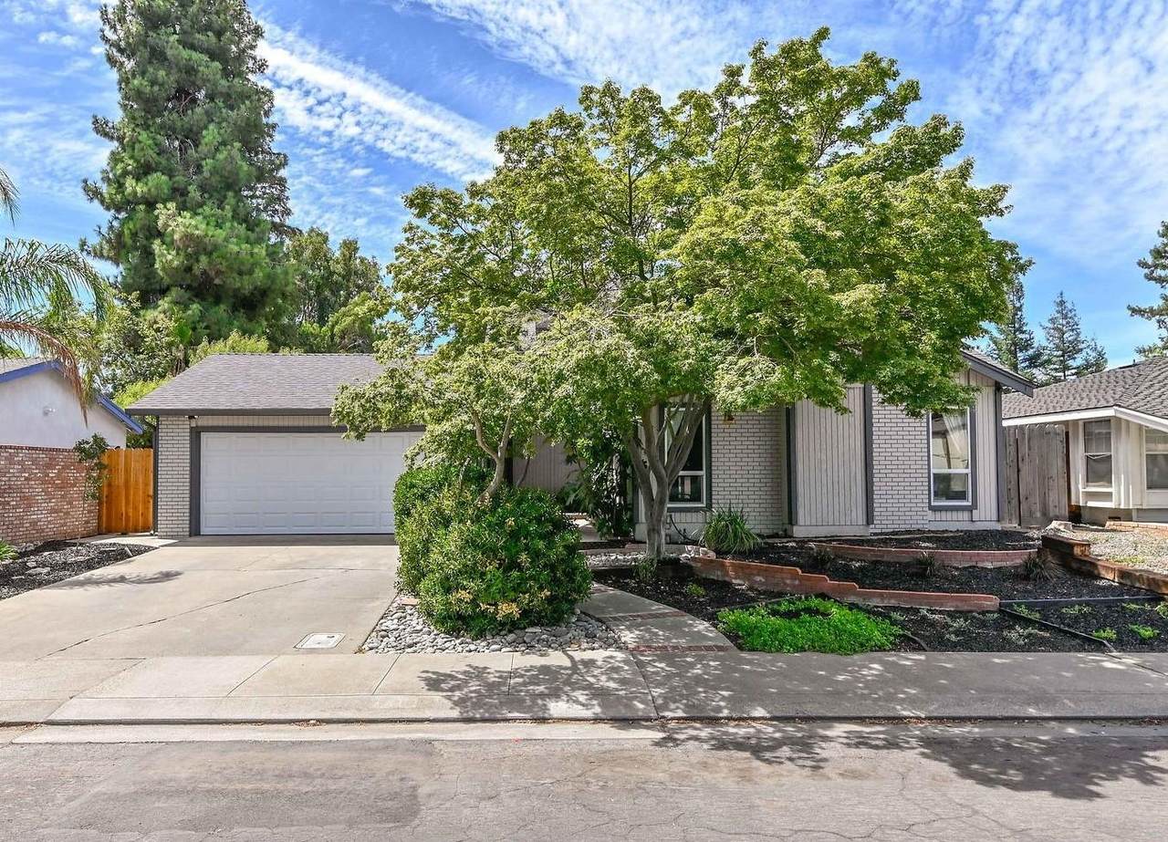 1412 Hillmont Avenue - Photo 1