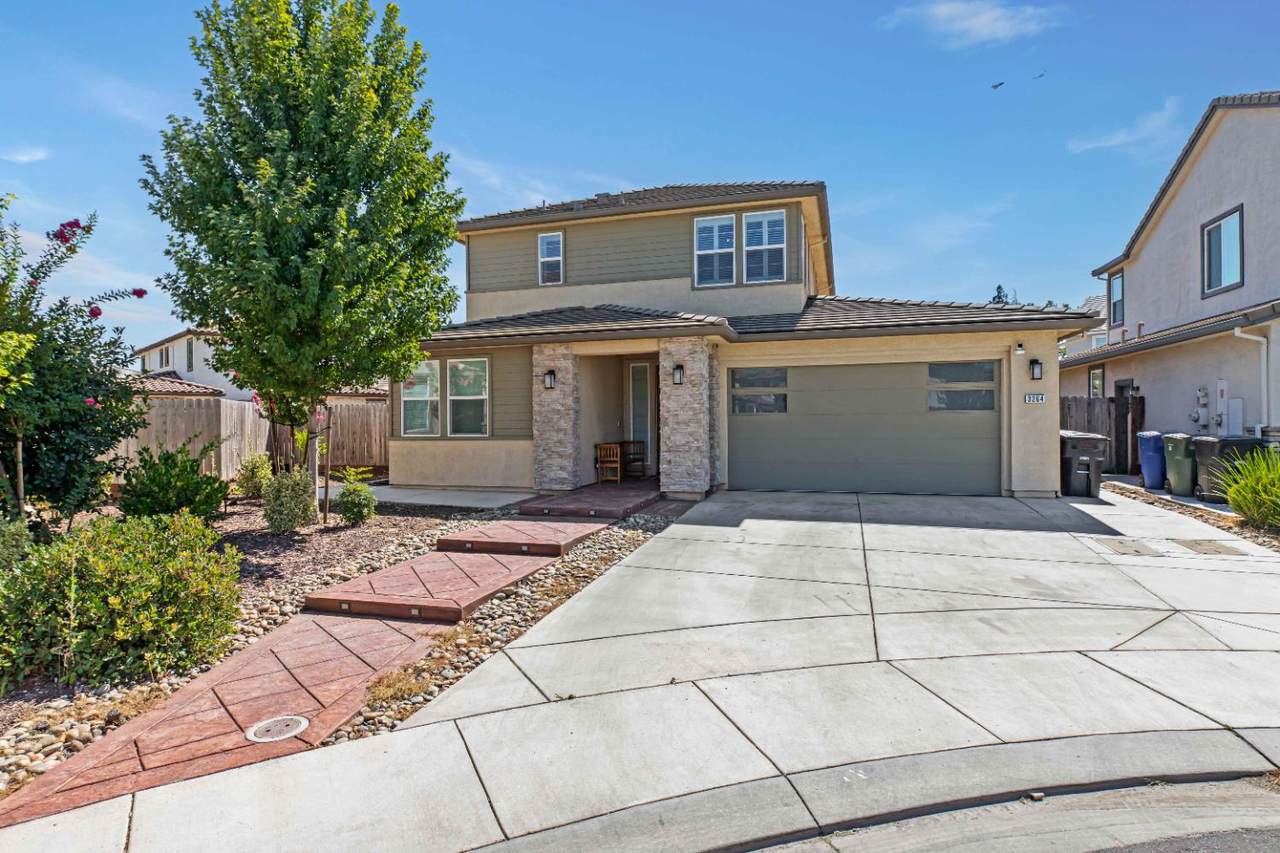 3264 Showcase Way - Photo 1