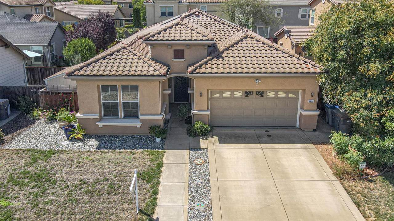 2690 Briscoe - Photo 1
