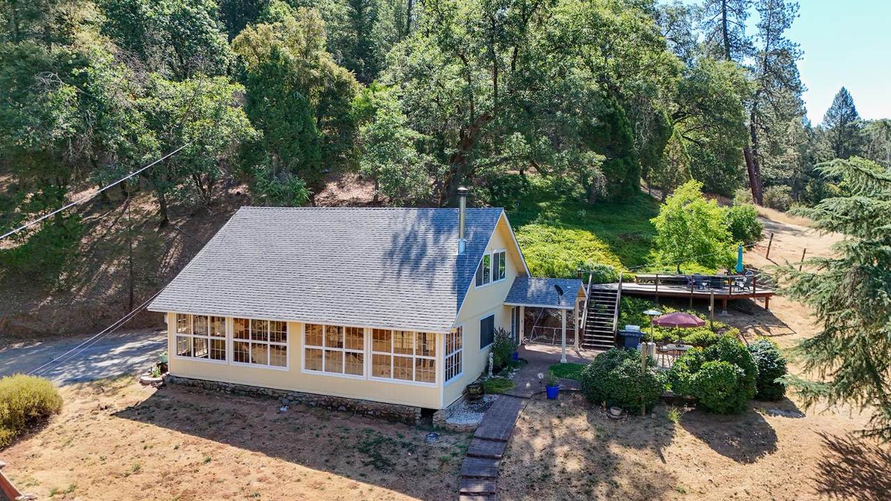 3410 Greenwood Road - Photo 1