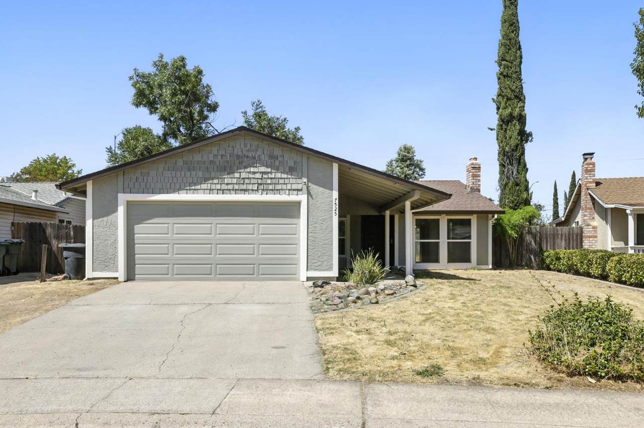 7525 Saint Tropez Way - Photo 1