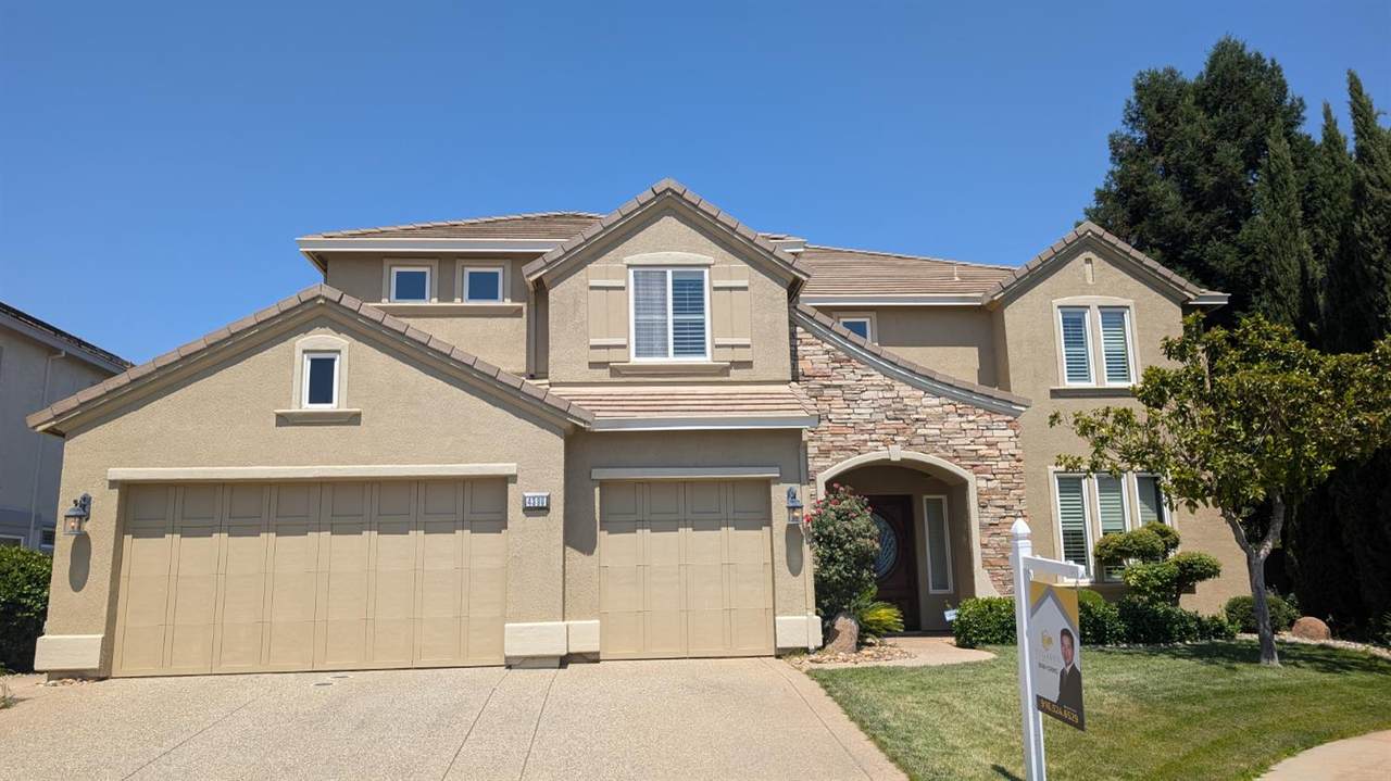 4389 Kilroy Court - Photo 1