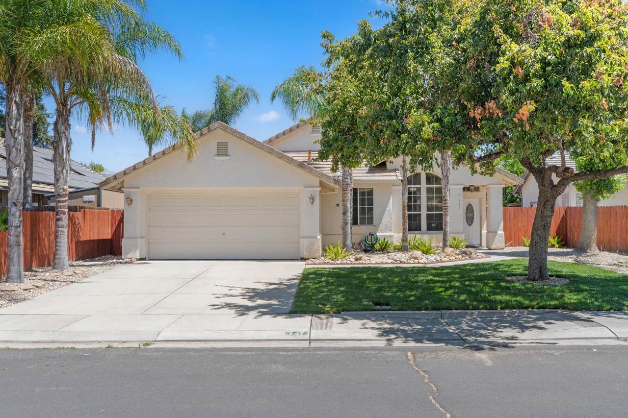 747 Chenin Blanc Drive - Photo 1