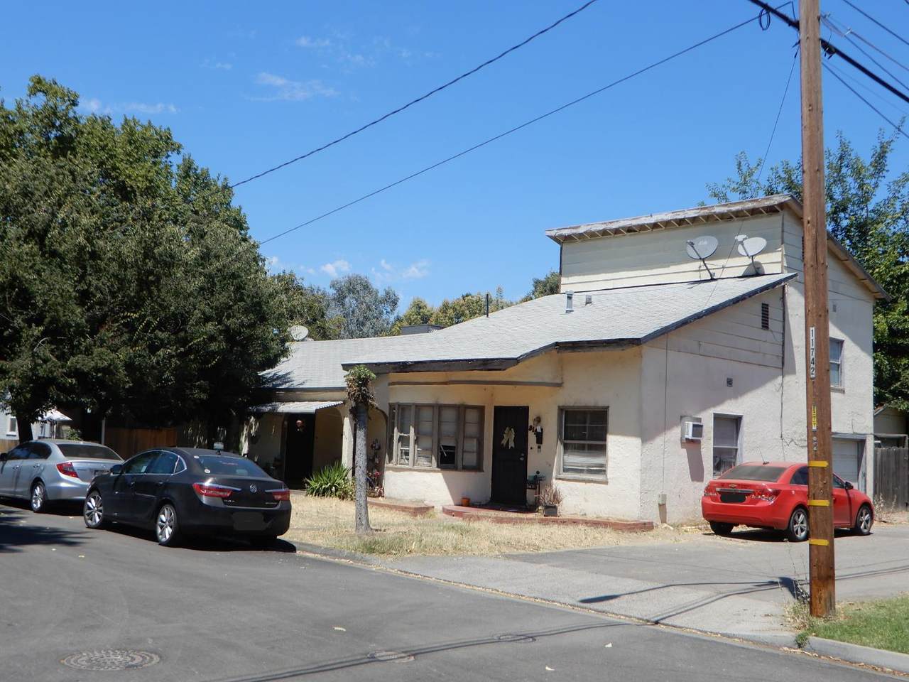 815 Wright Street - Photo 1