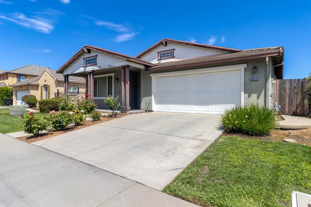 9613 Glacier Creek Way - Photo 1