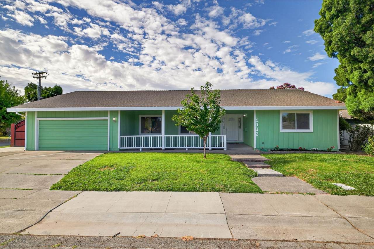 1332 Valley Brook Avenue - Photo 1