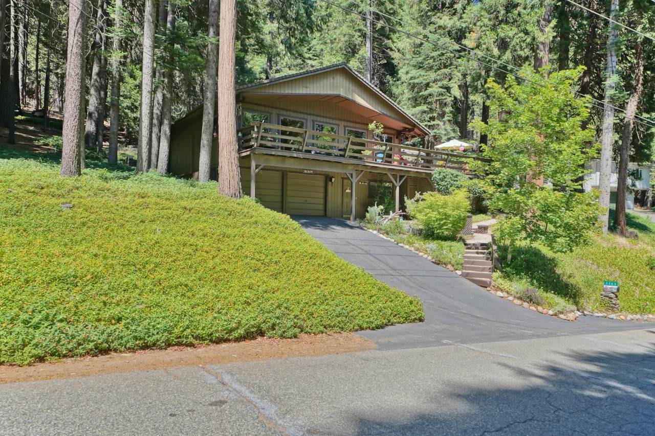 3363 Hazel Street - Photo 1
