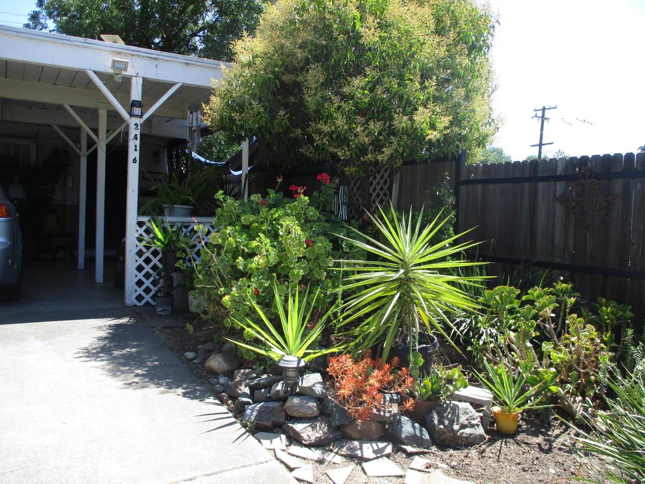 https://bt-photos.global.ssl.fastly.net/sacramento/1280_boomver_1_560901890-2.jpg