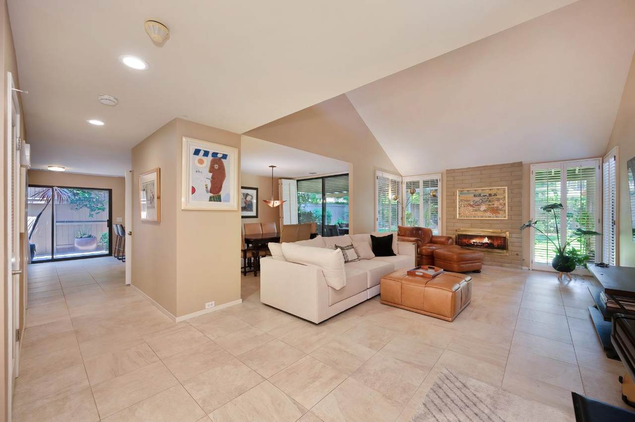 2139 Dame Shirley Way - Photo 1
