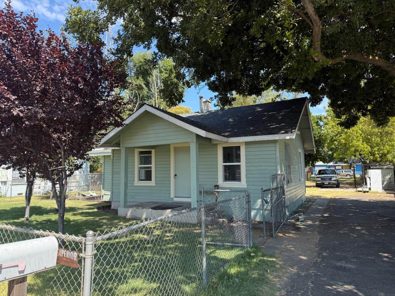 1823 Beale Road - Photo 1