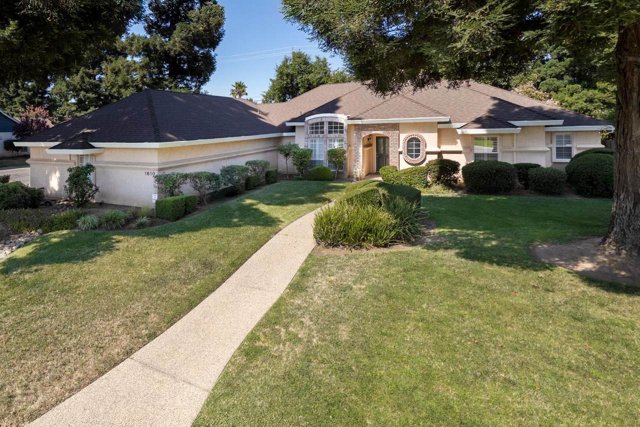 1610 Corsica Drive - Photo 1