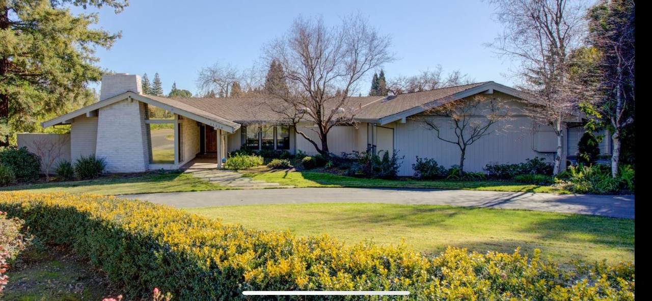 11318 Valley Oak Drive - Photo 1