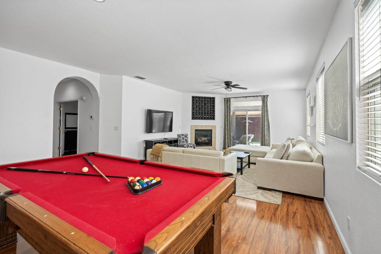 2036 Mighty Oak Drive - Photo 1