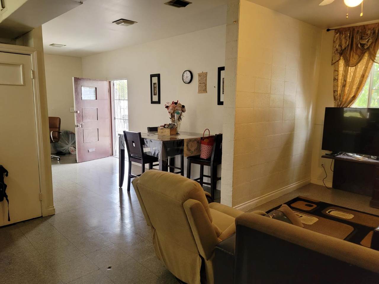 https://bt-photos.global.ssl.fastly.net/sacramento/orig_boomver_1_560902585-2.jpg