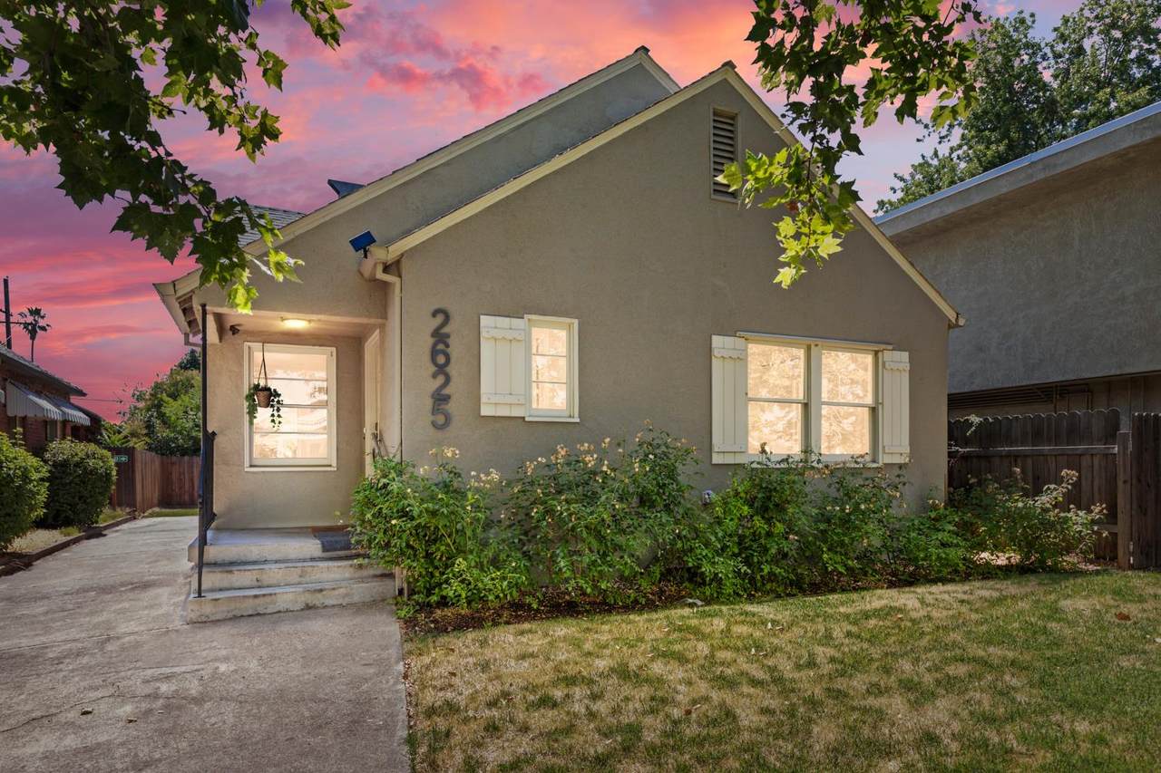2625 27th Street - Photo 1